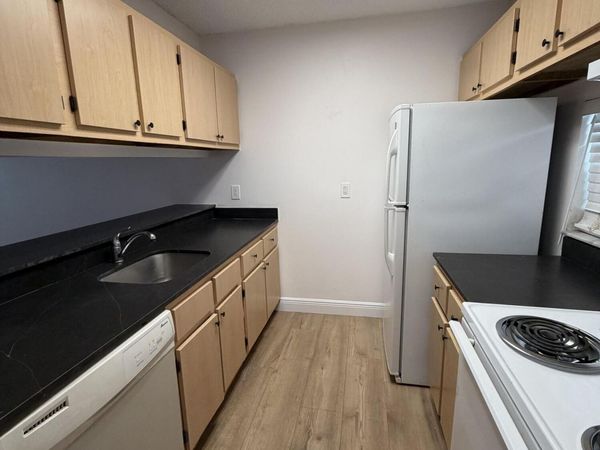 8720 N Sherman Circle, Unit 205, Miramar, FL 33025