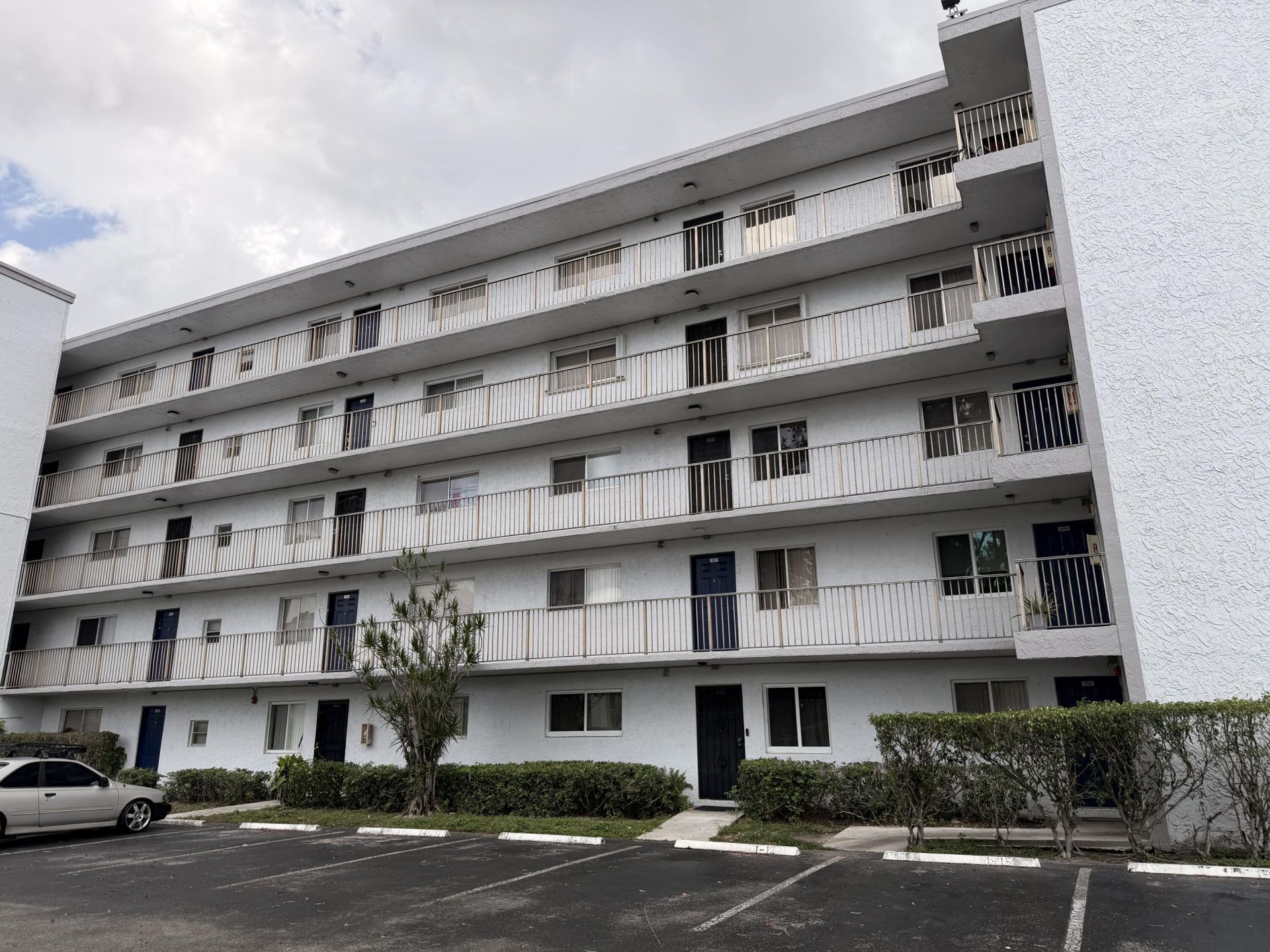 8720 N Sherman Circle, Unit 205, Miramar, FL 33025 Photo
