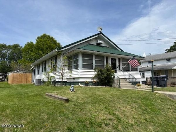 1125 E Market Street, Lima, OH 45804