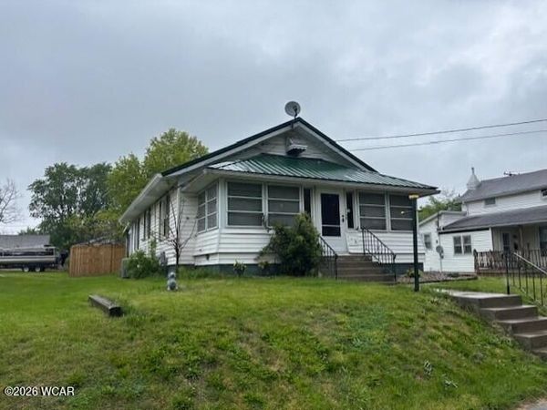 1125 E Market Street, Lima, OH 45804