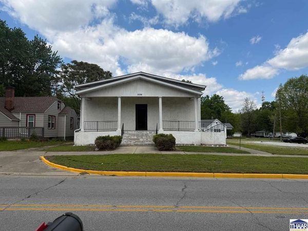 2226 Maple Avenue, Terre Haute, IN 47804