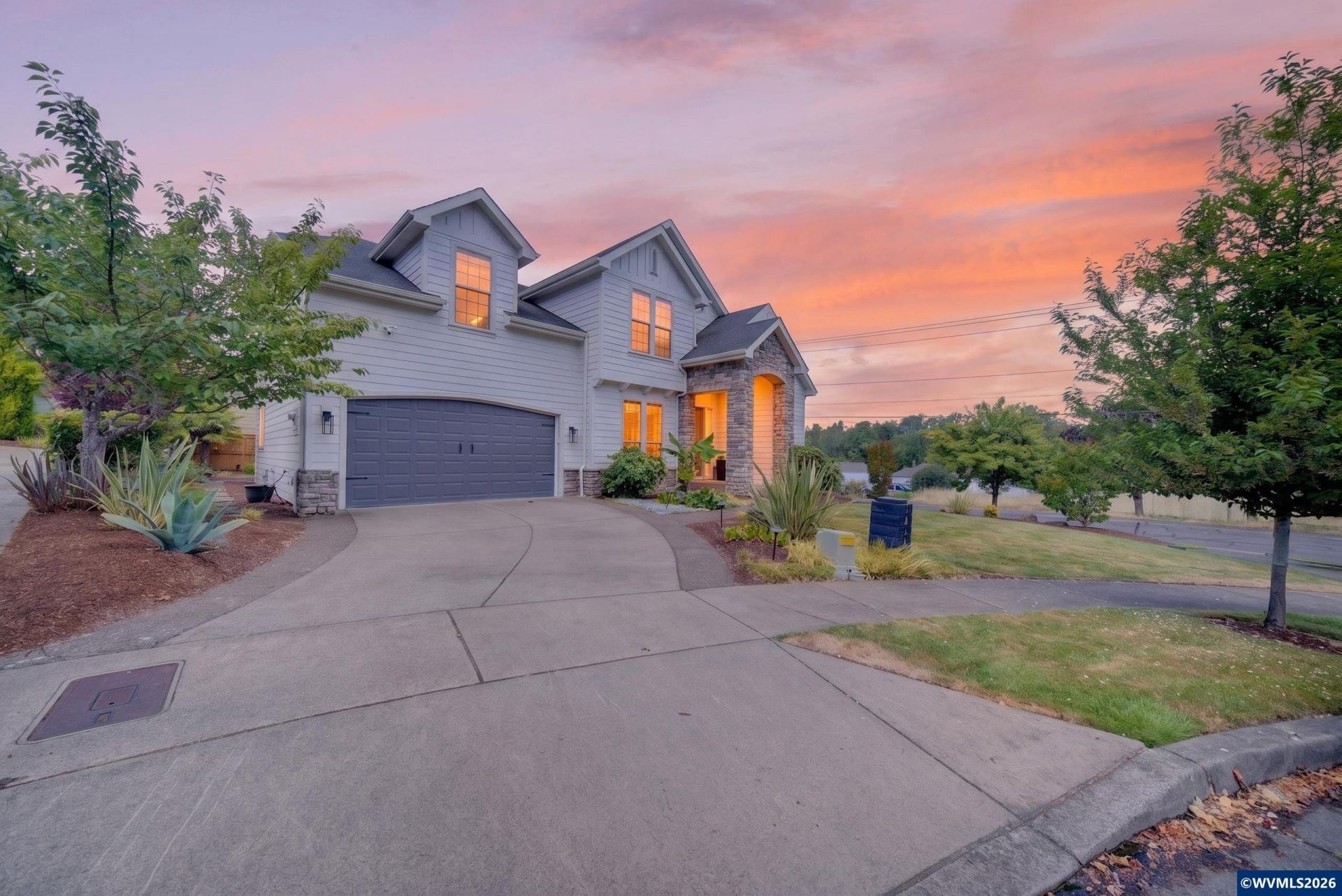 1750 SW Pinehurst Pl, Corvallis, OR 97333 Main Photo