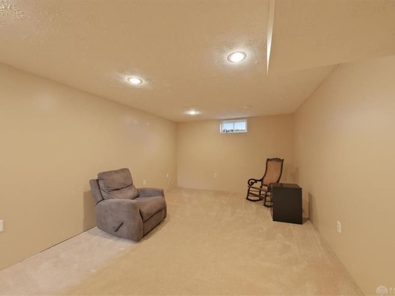 1612 Victory Drive, Springfield, OH 45505 Photo 22
