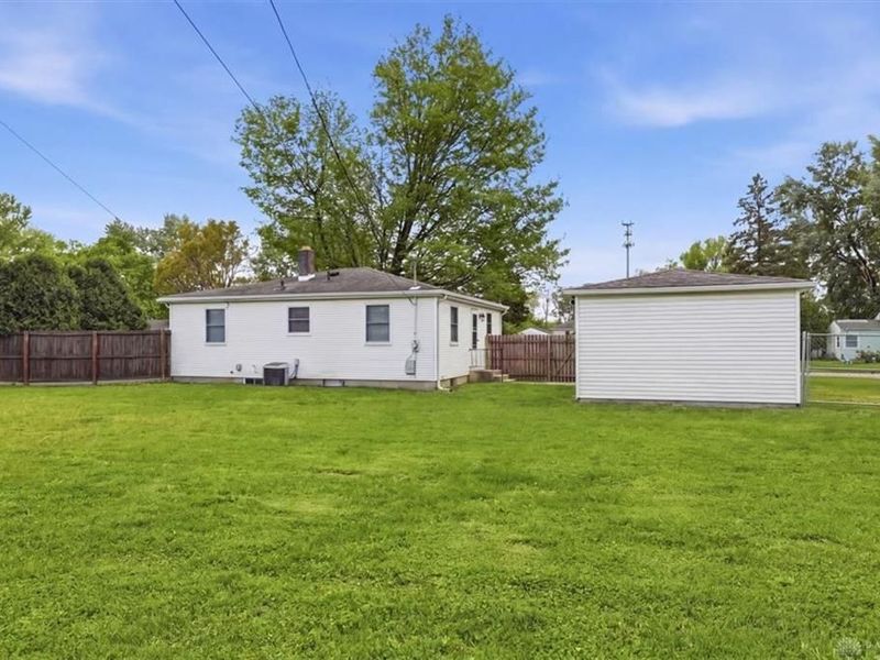 1612 Victory Drive, Springfield, OH 45505 Photo 27