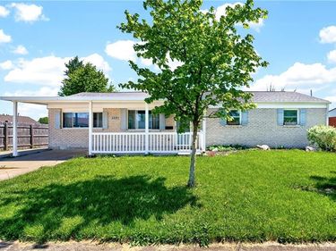 209 June Place, Brookville, OH 45309