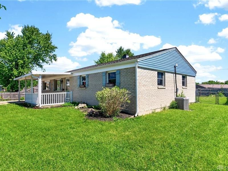 209 June Place, Brookville, OH 45309 Photo 2