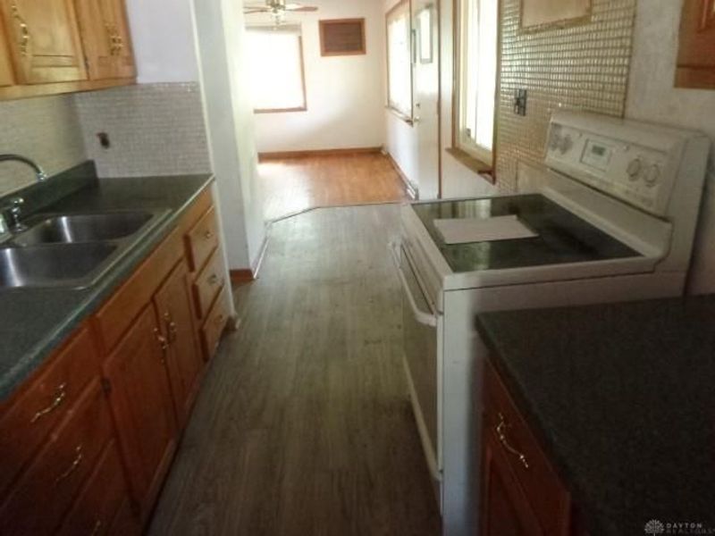802 Johnson Avenue, Miamisburg, OH 45342 Photo 14
