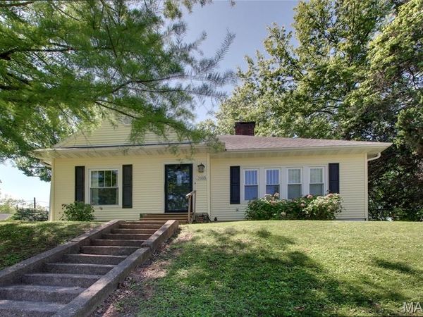 3115 Pleasant Street , Hannibal, MO 63401