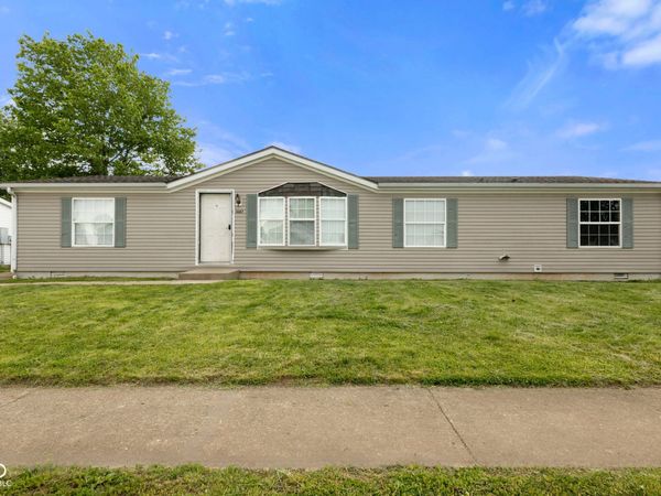 4687 Breckenridge Drive, Columbus, IN 47203