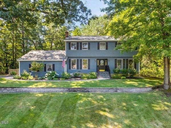 6 Maple Court, Gansevoort, NY 12831