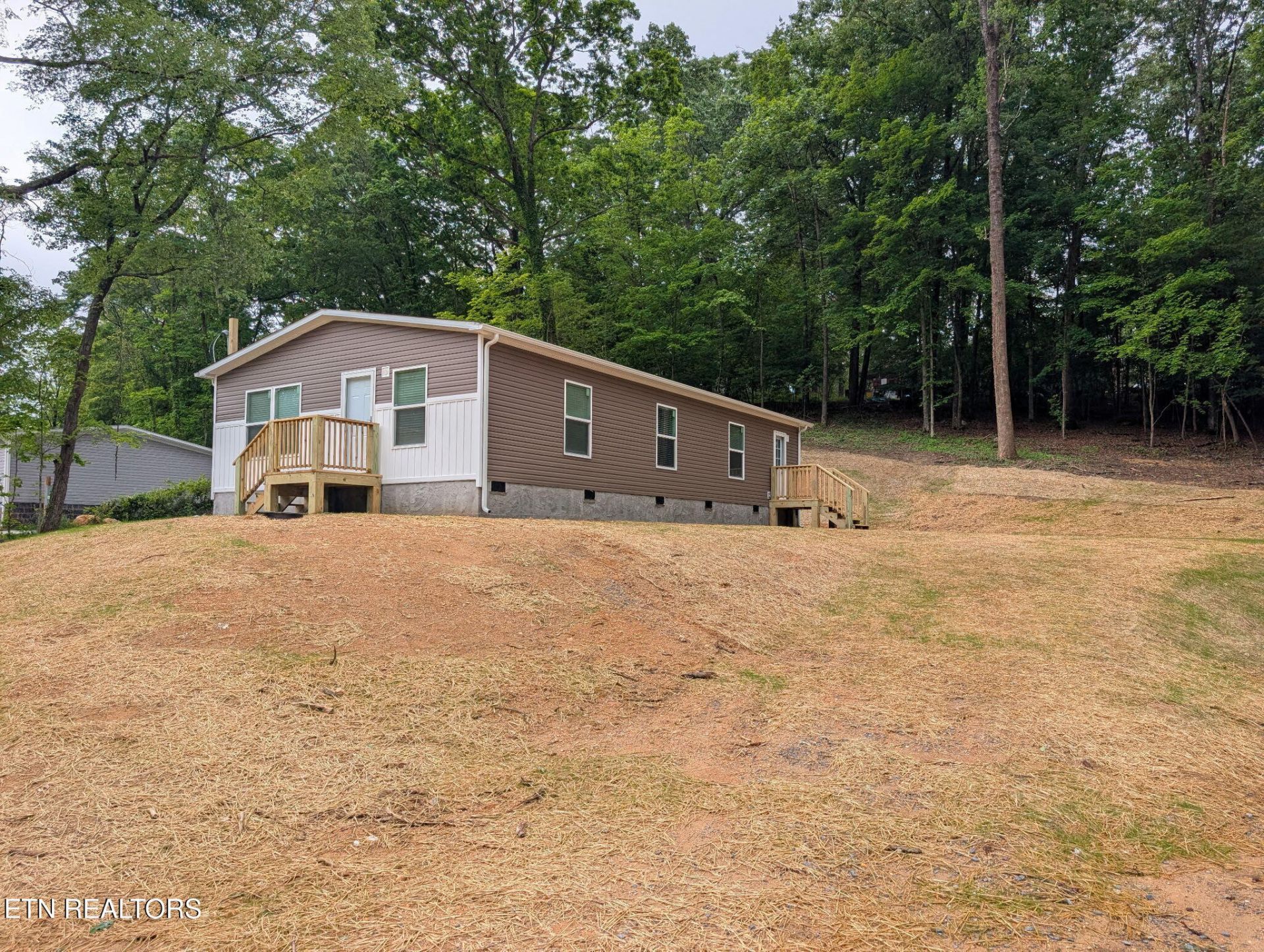 311 Molyneux St, Rockwood, TN 37854 Main Photo