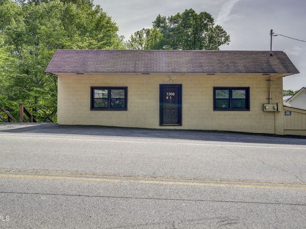 1306 Milligan Highway, Johnson City, TN 37601