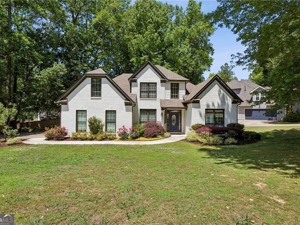 934 Chesterfield Place NW, Marietta, GA 30064