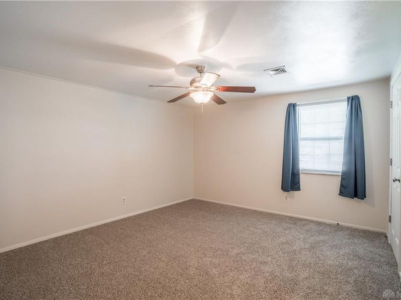 7140 Cohasset Drive, Huber Heights, OH 45424 Photo 16