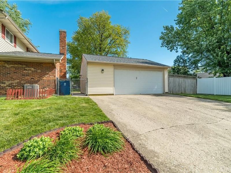 7140 Cohasset Drive, Huber Heights, OH 45424 Photo 2
