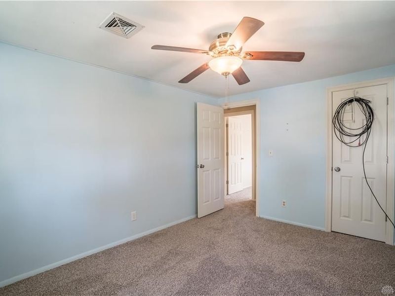 7140 Cohasset Drive, Huber Heights, OH 45424 Photo 24