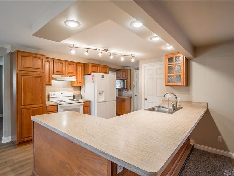 7140 Cohasset Drive, Huber Heights, OH 45424 Photo 7