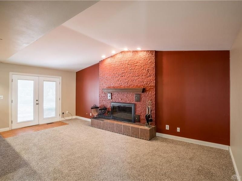 7140 Cohasset Drive, Huber Heights, OH 45424 Photo 9