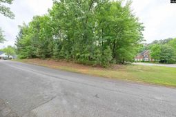 1 Aderley Court  photo 4