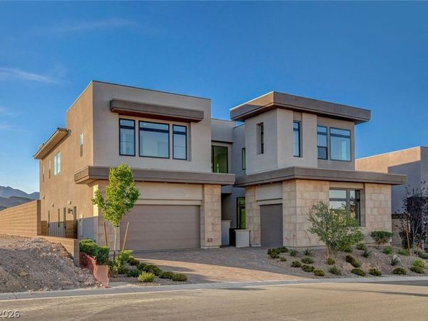 10748 Desert Heights Avenue, Las Vegas, NV 89135