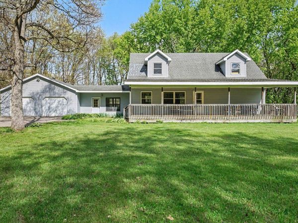 24935 Sandy Beach Drive, Edwardsburg, MI 49112
