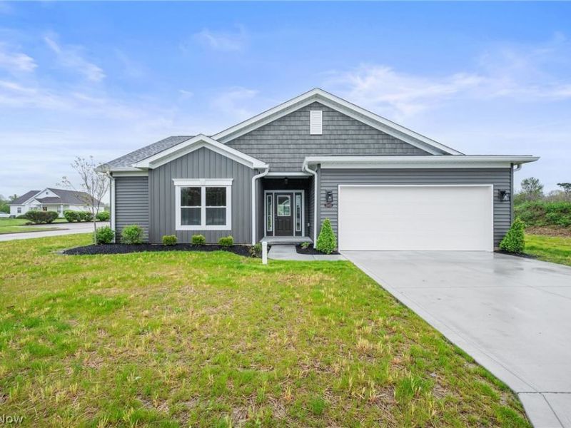 649 Southbay Drive, Wadsworth, OH 44281 Photo 1