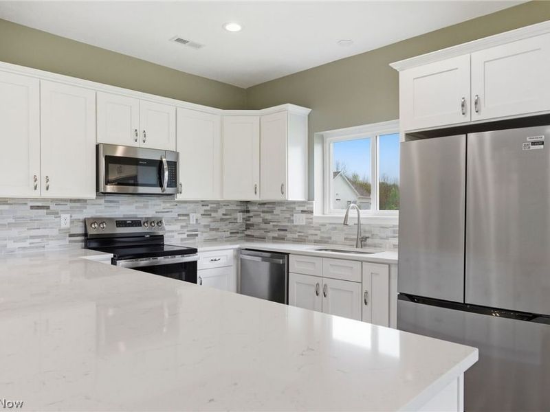 649 Southbay Drive, Wadsworth, OH 44281 Photo 21