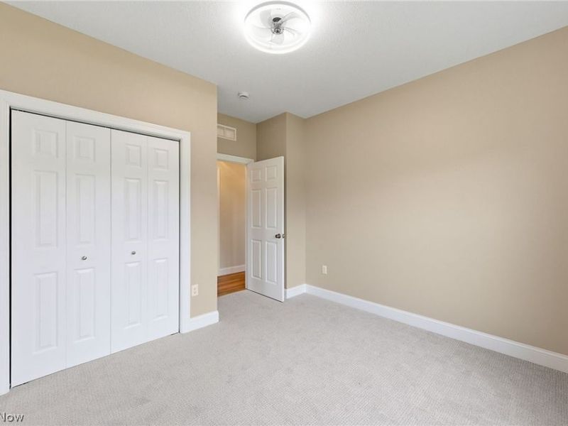 649 Southbay Drive, Wadsworth, OH 44281 Photo 8