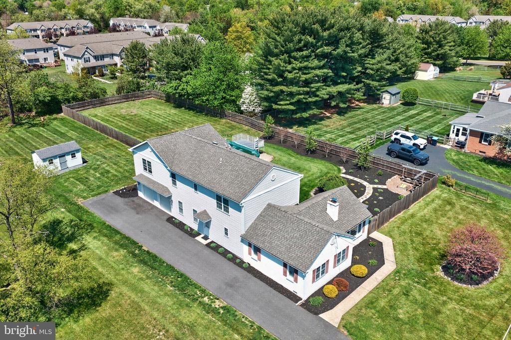 63 KUGLER ROAD , ROYERSFORD, PA 19468
