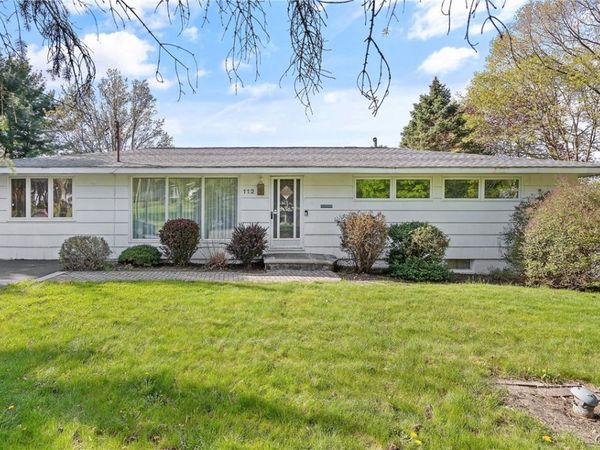 112 Calumet Drive , Syracuse, NY 13219