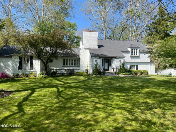 3700 W Bancroft Street , Ottawa Hills, OH 43606