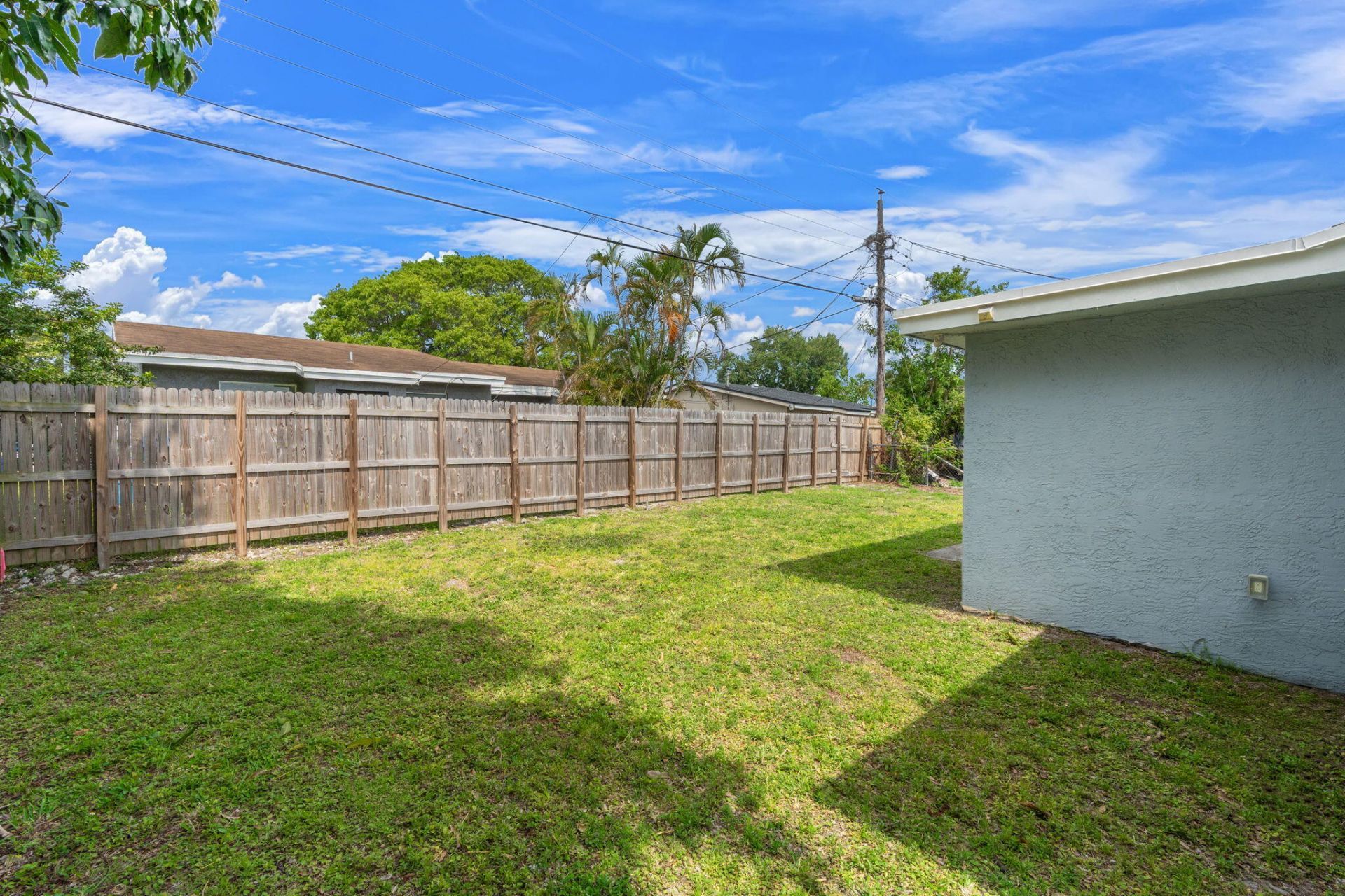 1241 NW 30th Avenue, Fort Lauderdale, FL 33311 Photo
