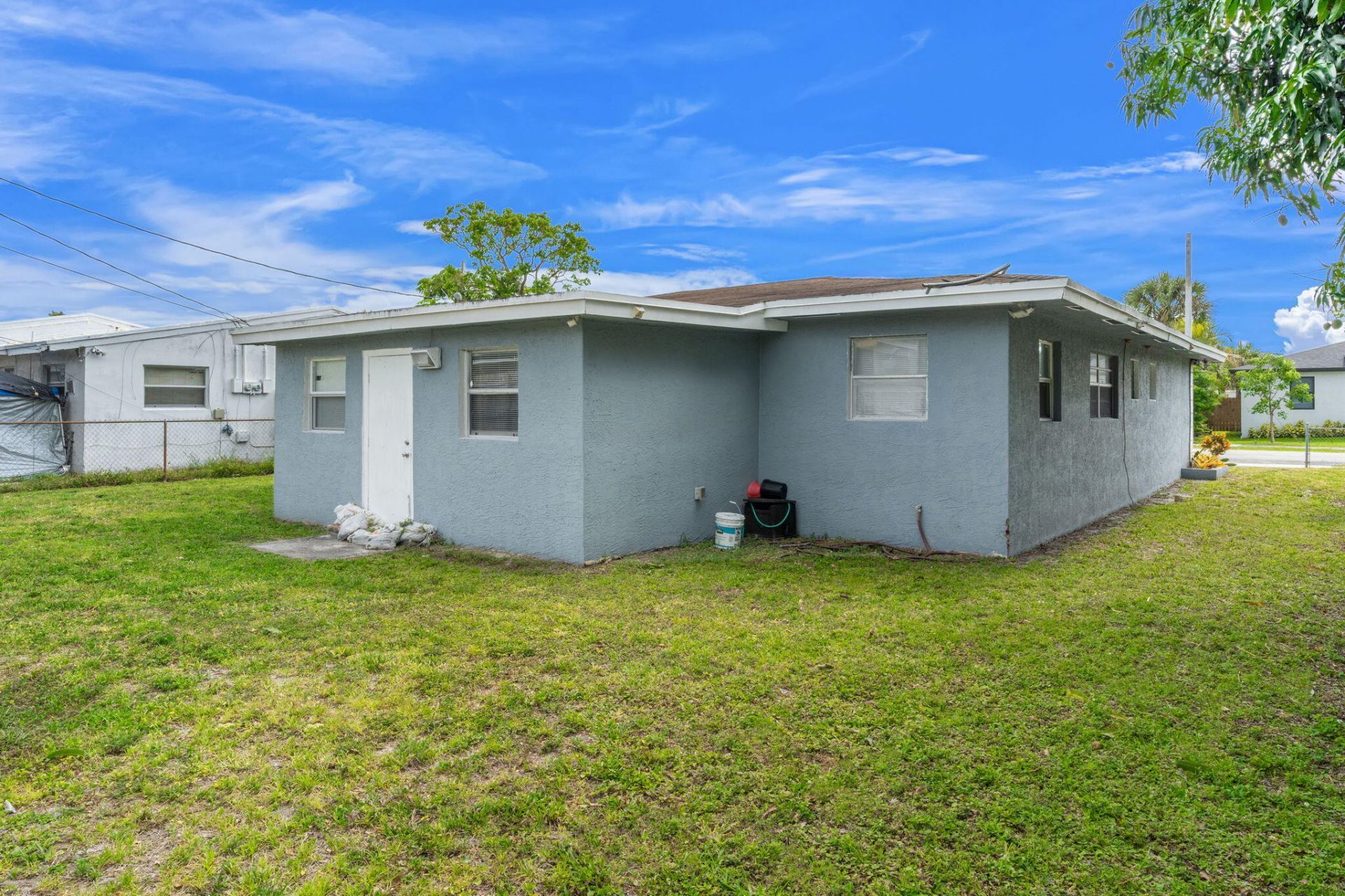 1241 NW 30th Avenue, Fort Lauderdale, FL 33311 Photo