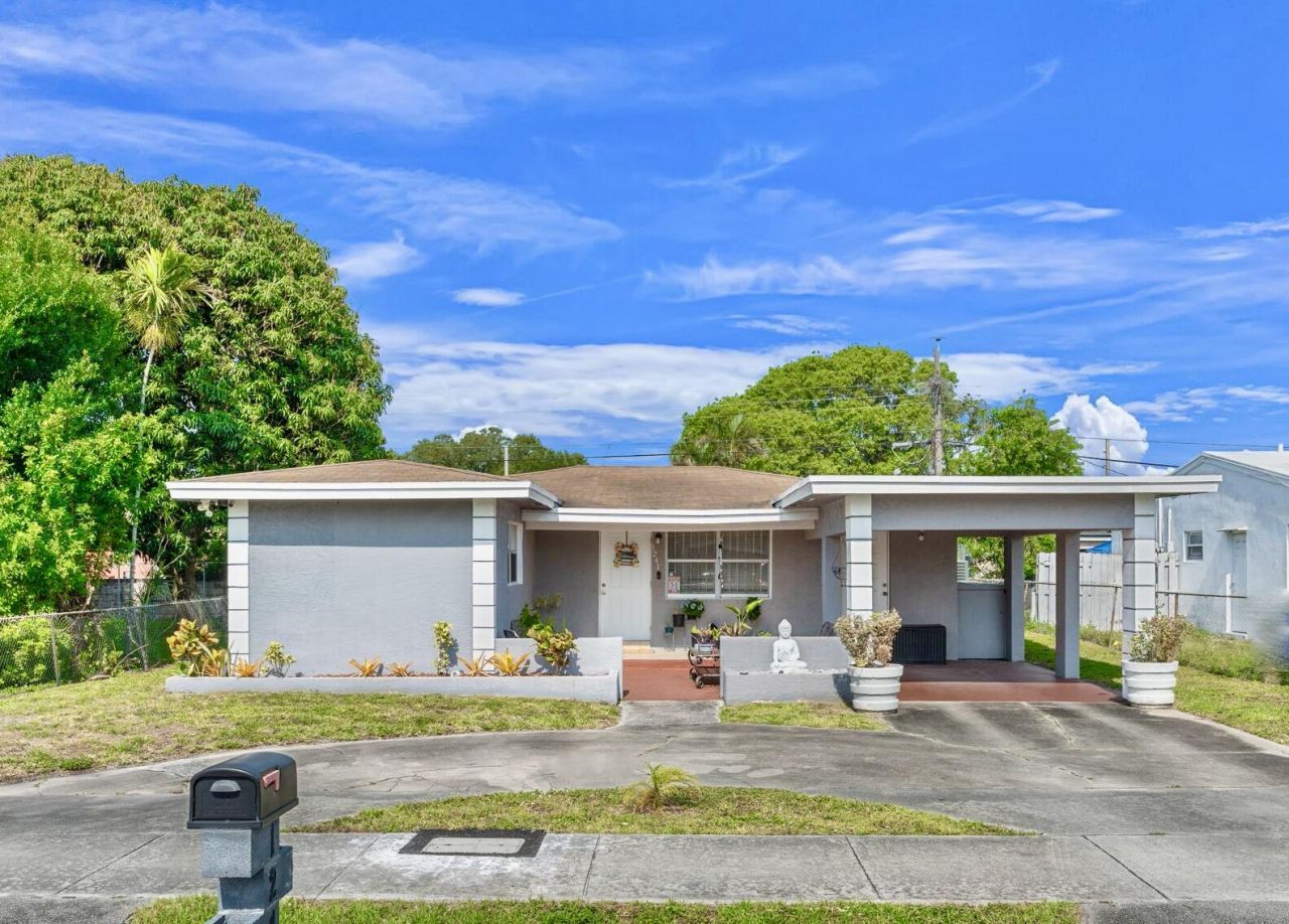 1241 NW 30th Avenue, Fort Lauderdale, FL 33311 Photo