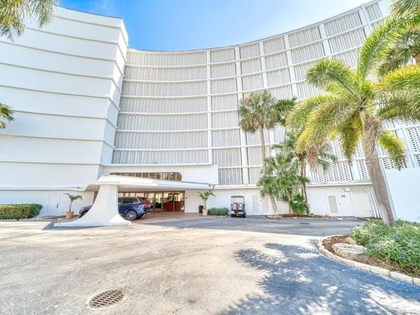 3590 S Ocean Boulevard, Unit 207, South Palm Beach, FL 33480