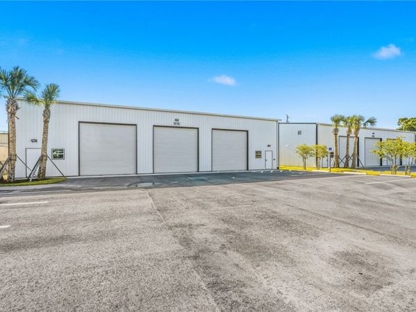 916 19th Avenue SW, Vero Beach, FL 32962