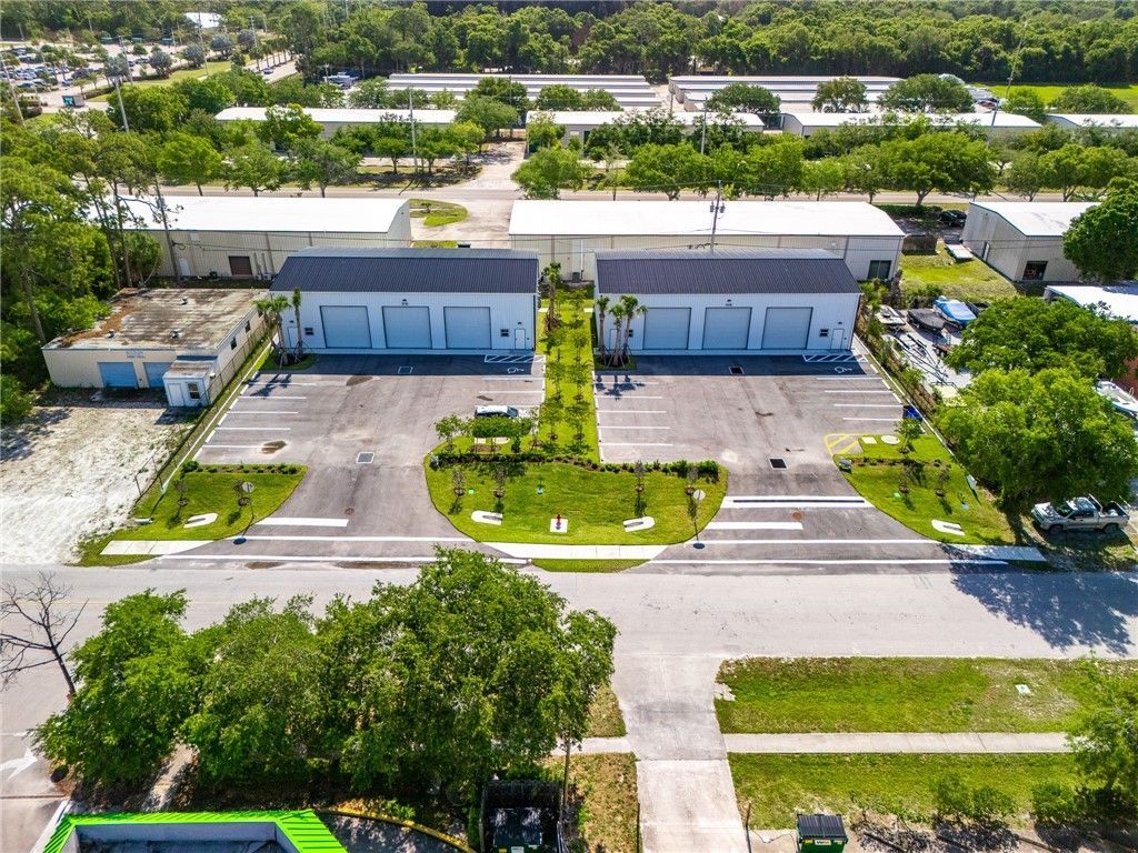 916 19th Avenue Sw, Vero Beach, FL 32962 Photo