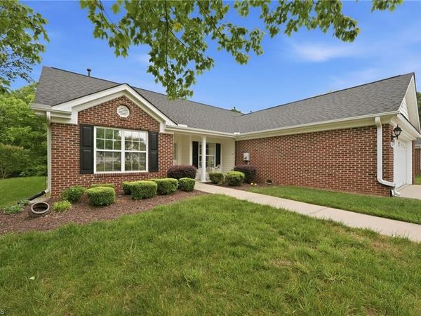 2204 Sweetbay Circle , Burlington, NC 27215