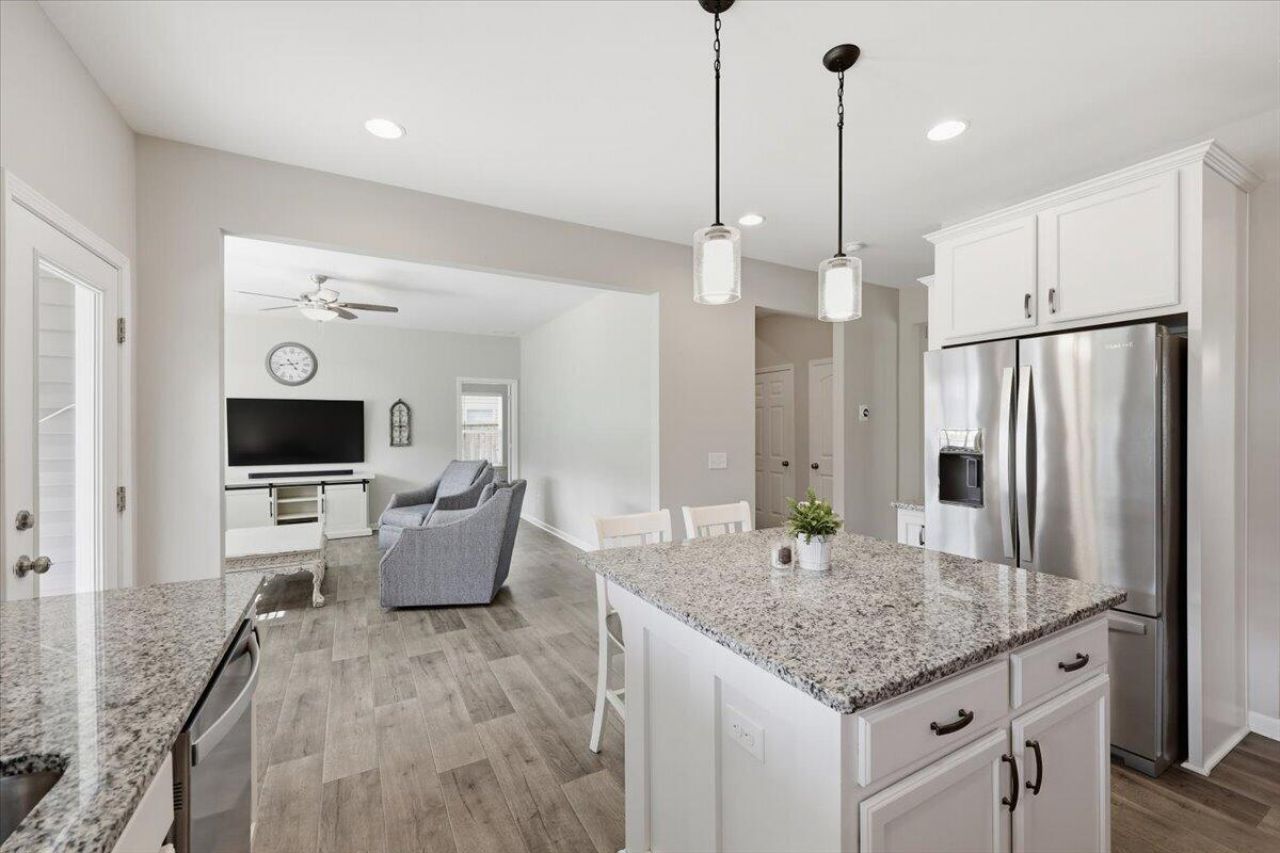 443 Fox Sparrow Court Photo 12