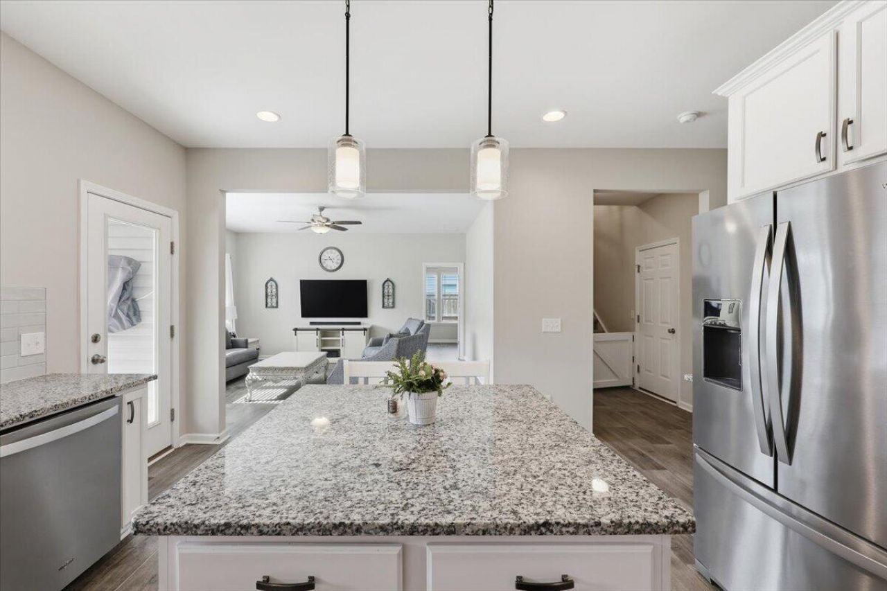 443 Fox Sparrow Court Photo 13
