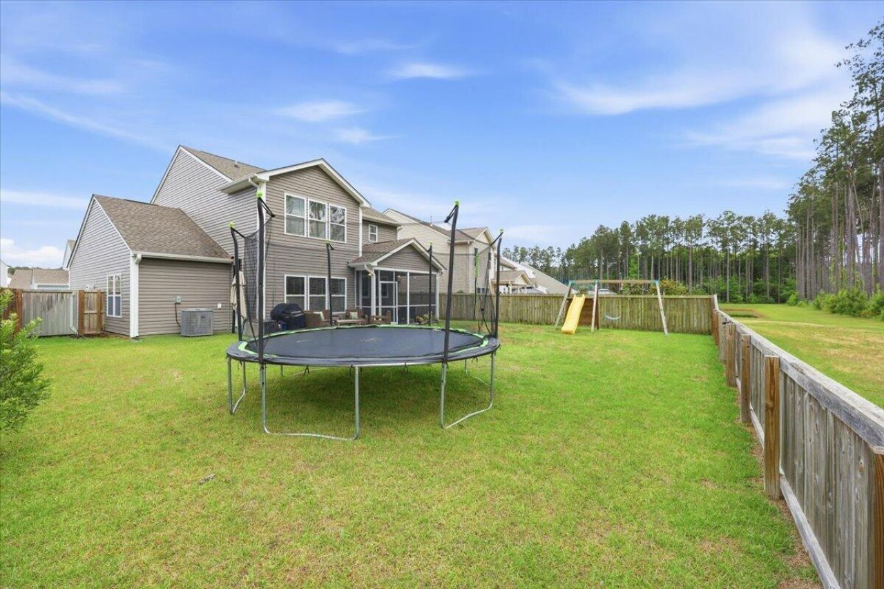 443 Fox Sparrow Court Photo 33