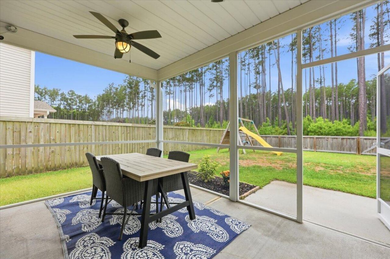 443 Fox Sparrow Court Photo 37
