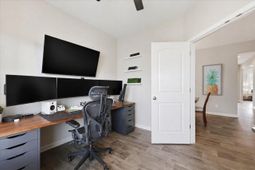 443 Fox Sparrow Court photo 4