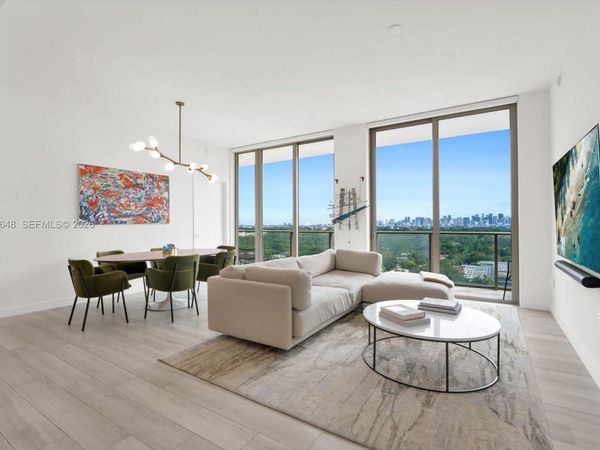 2678 Tigertail Ave, Unit 1404, Miami, FL 33133