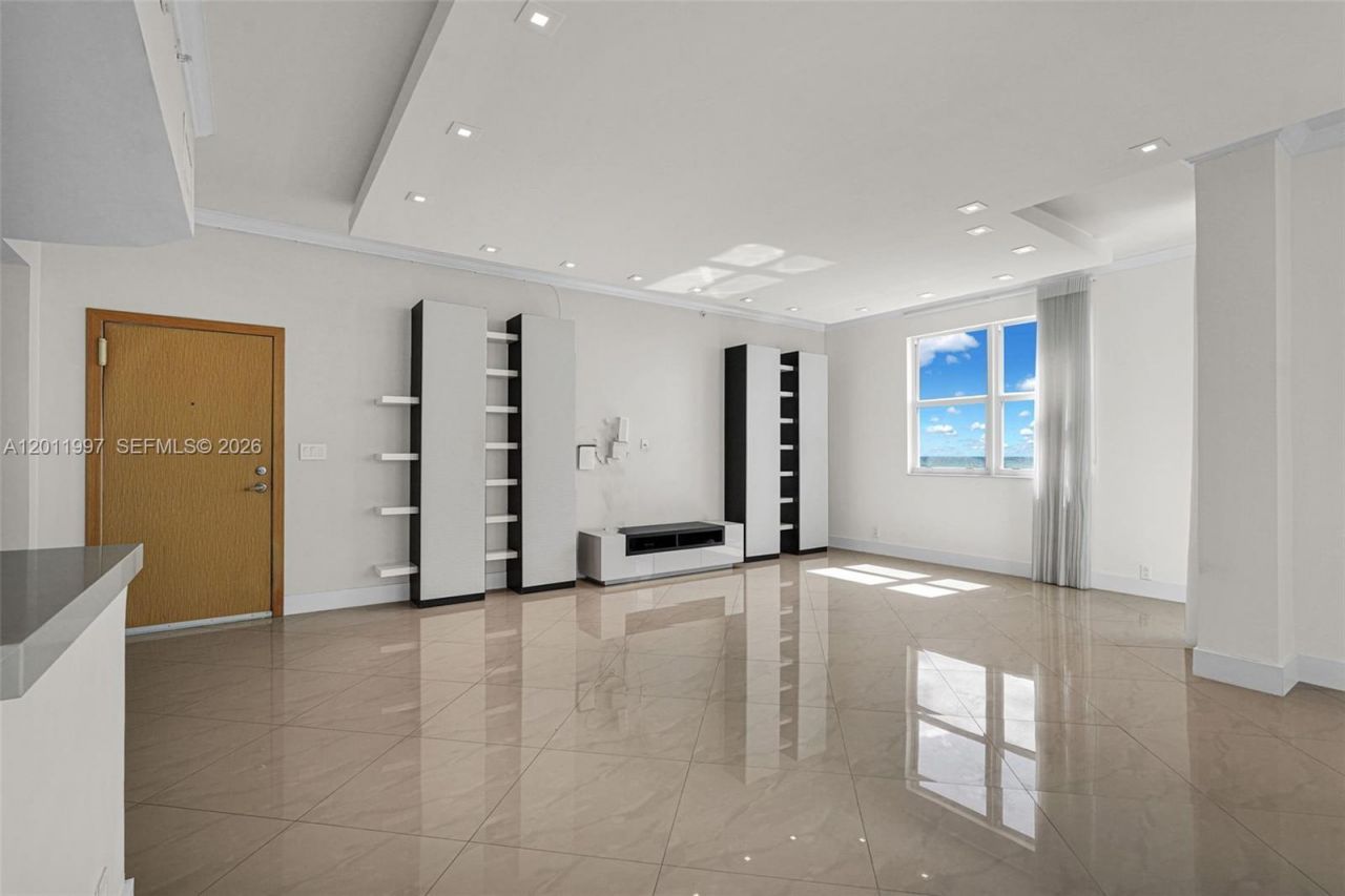 3001 S Ocean Dr , Unit 1611, Hollywood, FL 33019 Photo