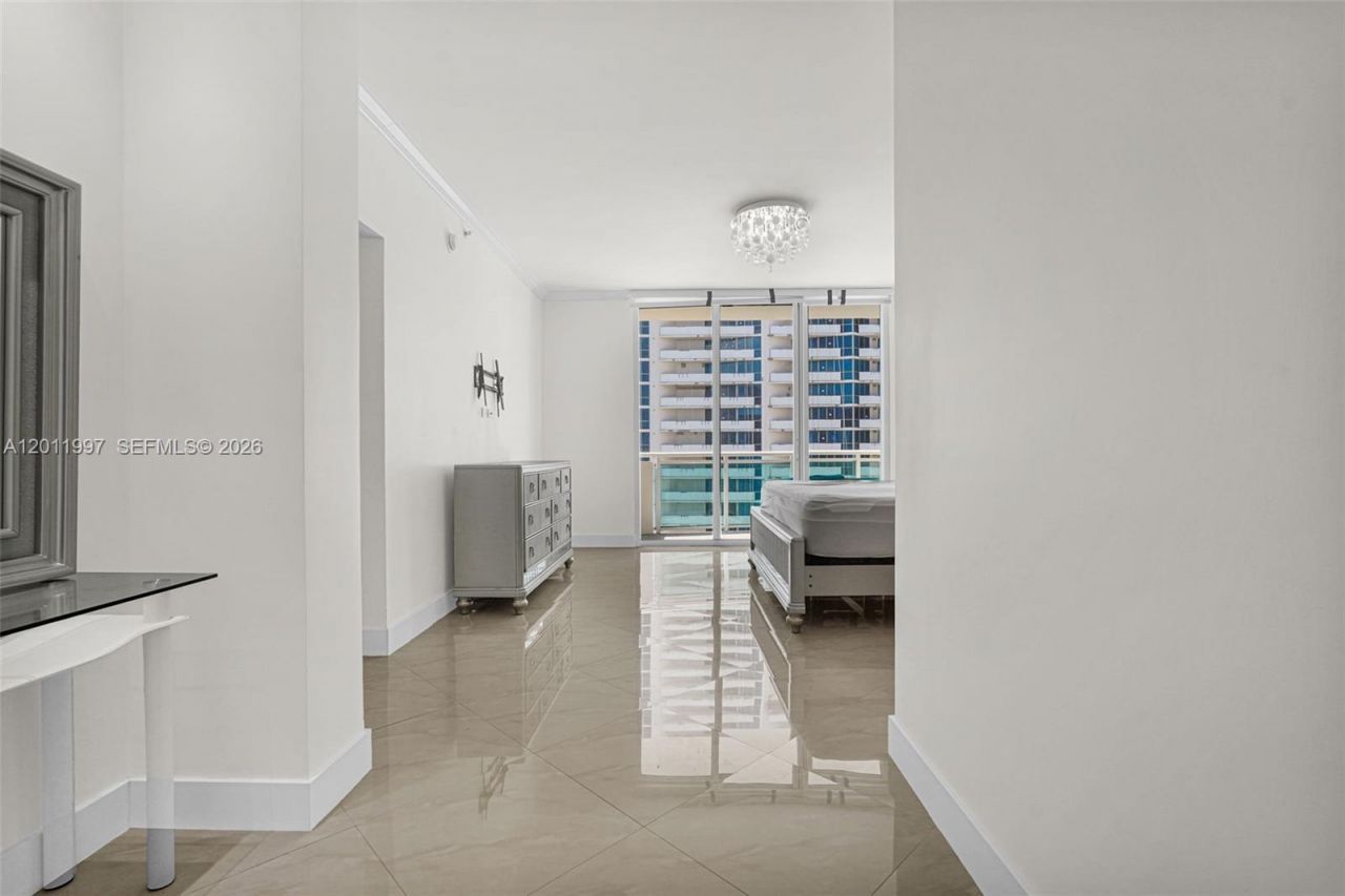 3001 S Ocean Dr , Unit 1611, Hollywood, FL 33019 Photo