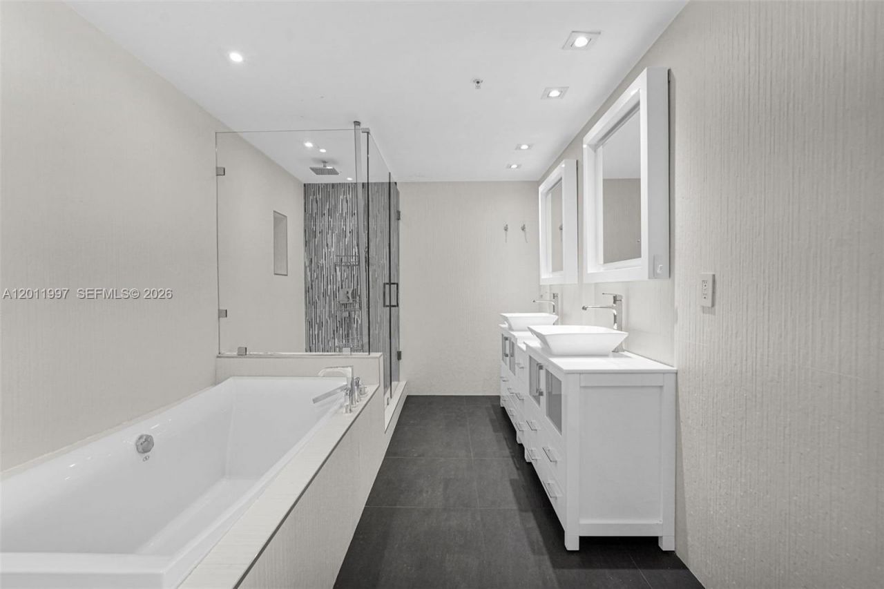 3001 S Ocean Dr , Unit 1611, Hollywood, FL 33019 Photo