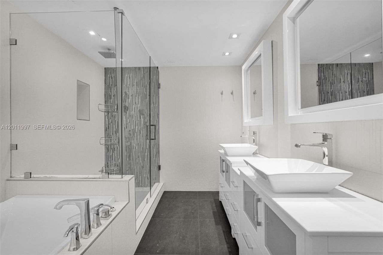 3001 S Ocean Dr , Unit 1611, Hollywood, FL 33019 Photo