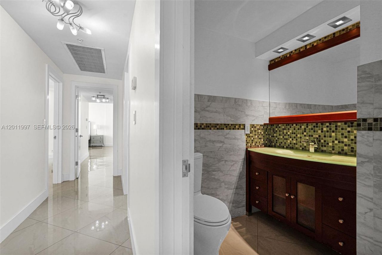 3001 S Ocean Dr , Unit 1611, Hollywood, FL 33019 Photo