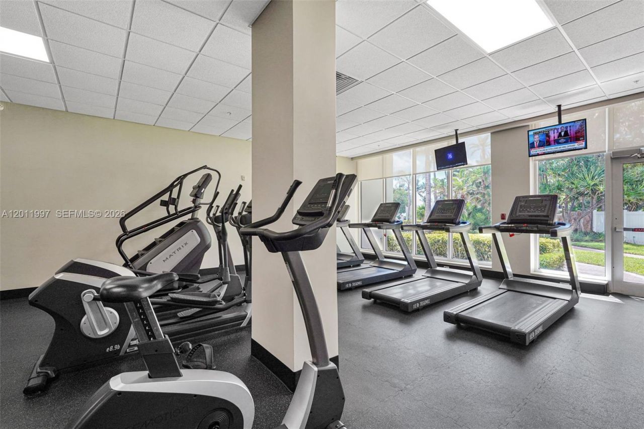 3001 S Ocean Dr , Unit 1611, Hollywood, FL 33019 Photo
